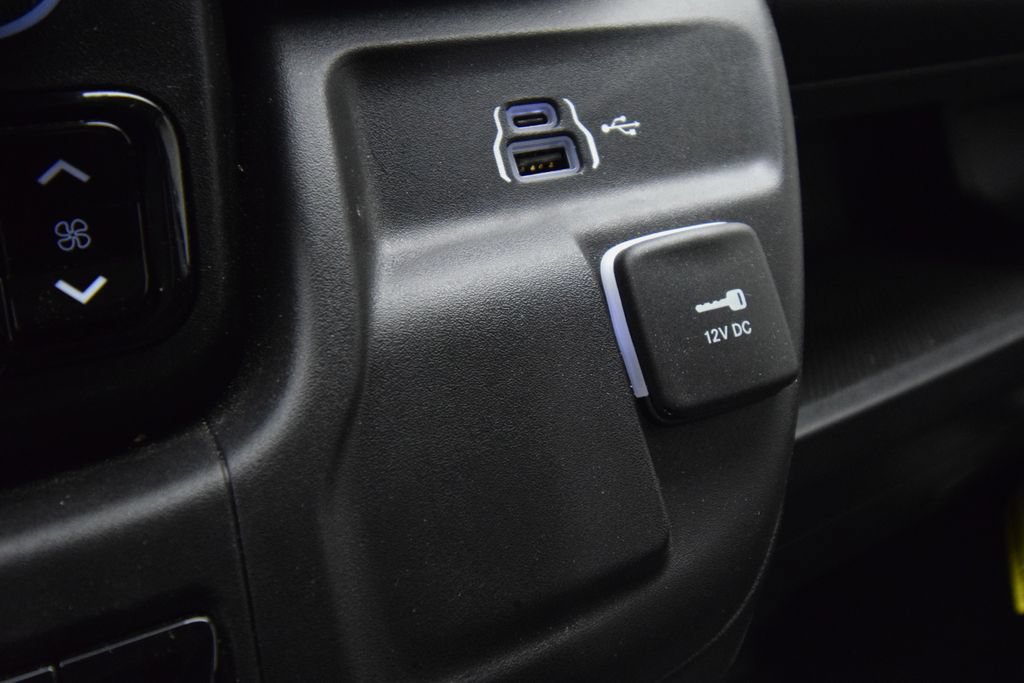 New 2026 RAM ProMaster 3500 w/ Convenience Group FWD image 34