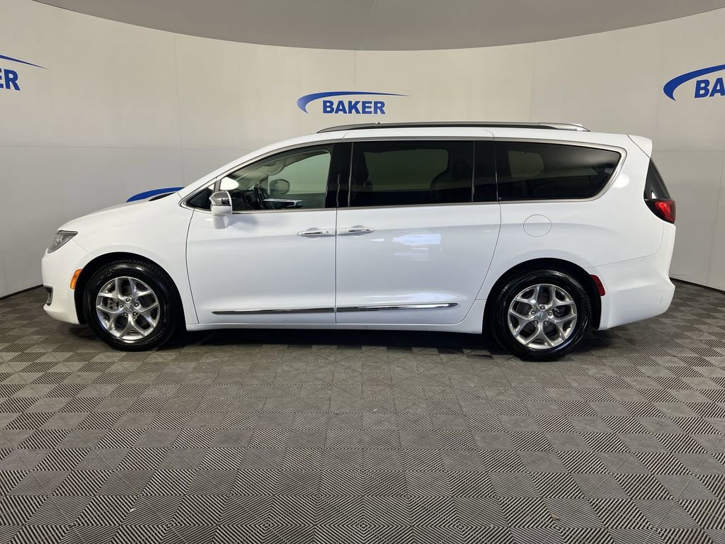 Used 2019 Chrysler Pacifica Limited FWD image 6