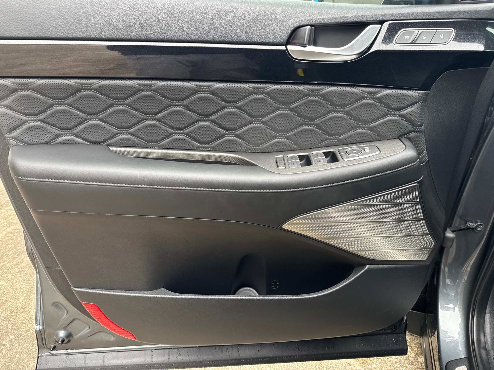 Used 2022 Hyundai Palisade Calligraphy image 18