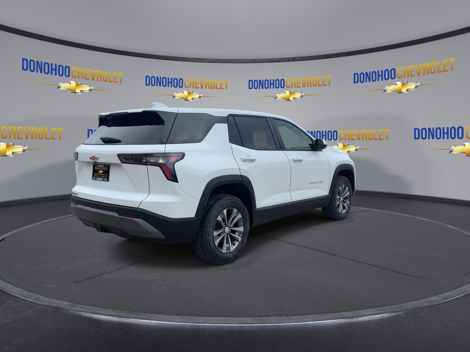 New 2026 Chevrolet Equinox LT image 8