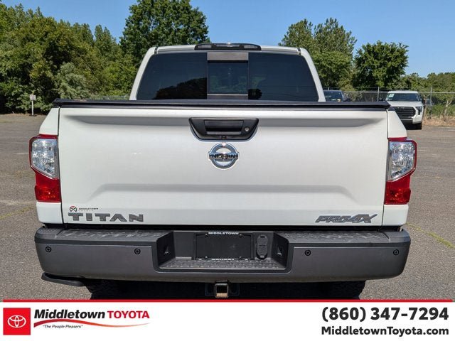 Used 2019 Nissan Titan PRO-4X w/ Pro-4x Convenience Package AWD/4WD image 4