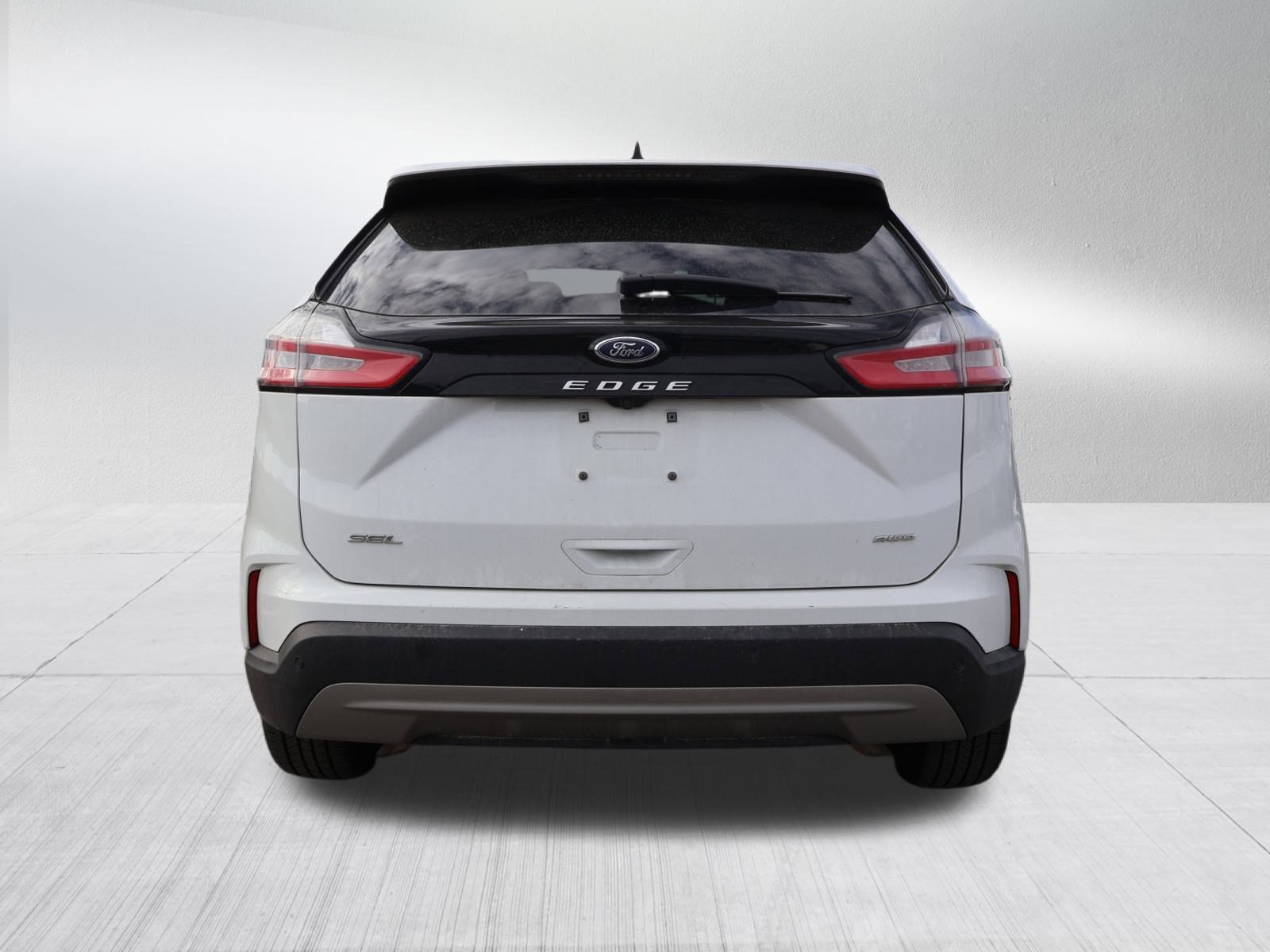 Used 2023 Ford Edge SEL image 6