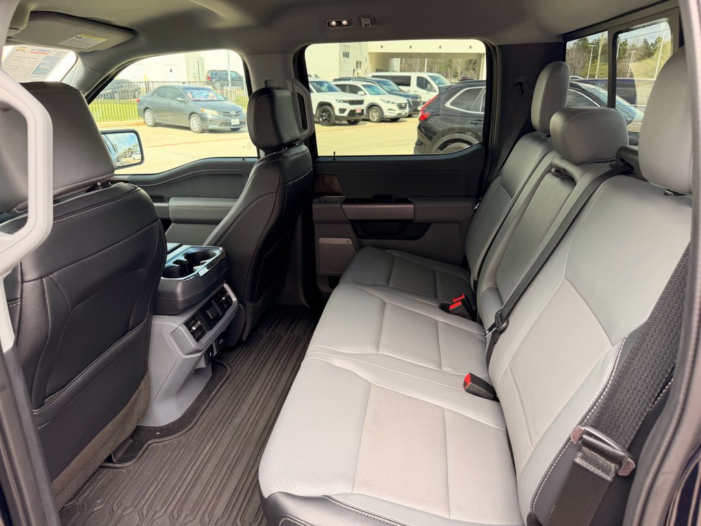 Used 2023 Ford F150 Lariat RWD image 27