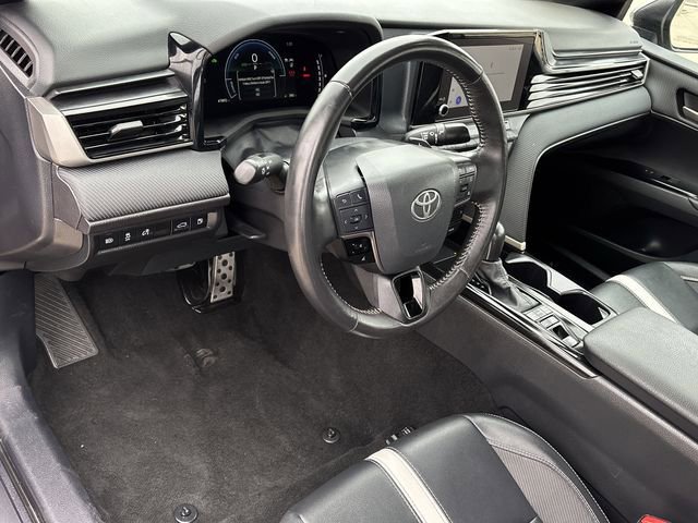 Used 2025 Toyota Camry SE image 24