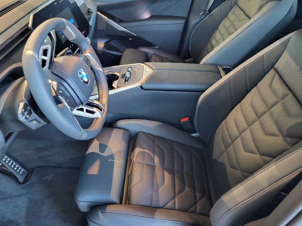 New 2027 BMW X5 xDrive40i AWD/4WD image 8