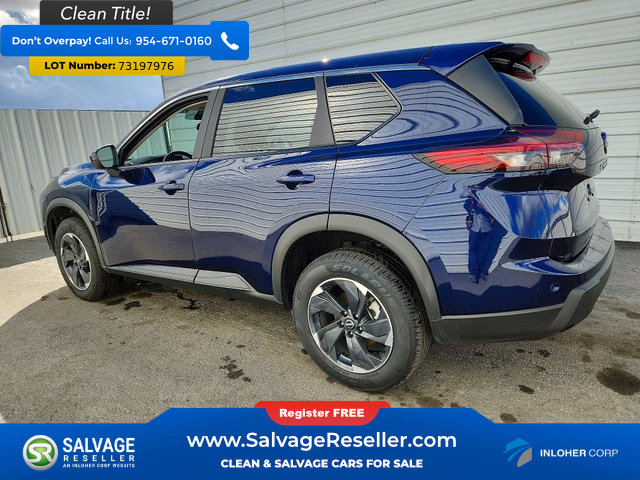 Used 2025 Nissan Rogue SV FWD image 3