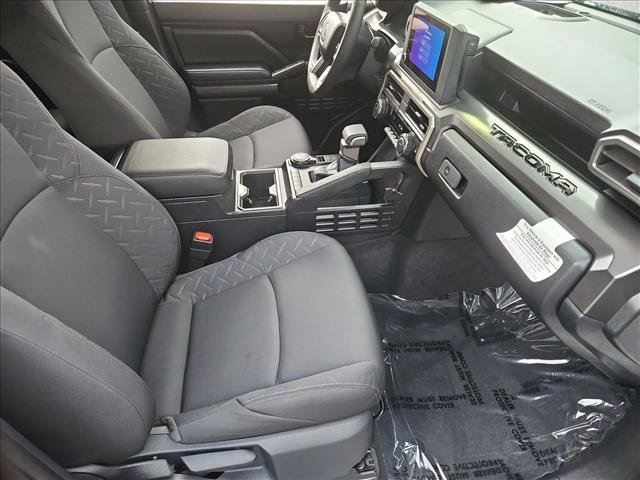 Certified 2026 Toyota Tacoma SR5 w/ SR5 Upgrade Package AWD/4WD image 26