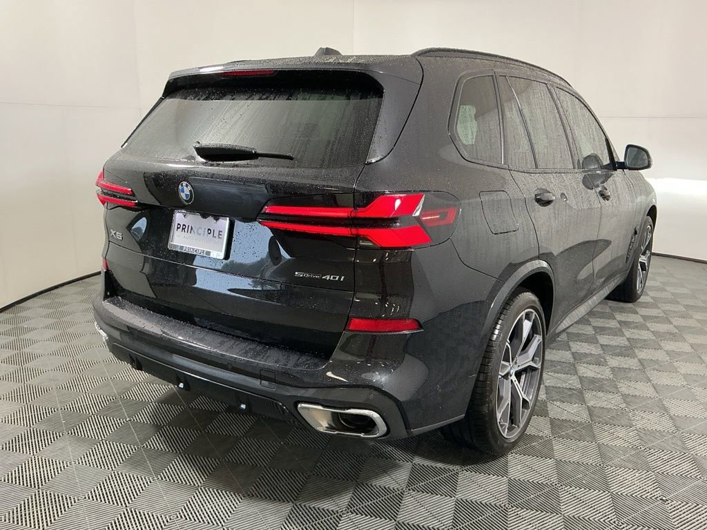 Certified 2026 BMW X5 sDrive40i w/ M Sport Package RWD image 5