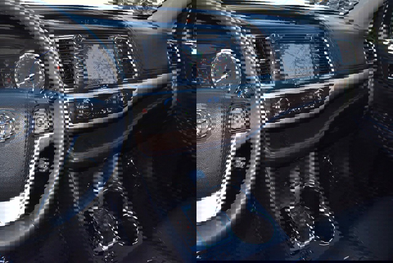 Used 2016 Toyota Highlander XLE image 28