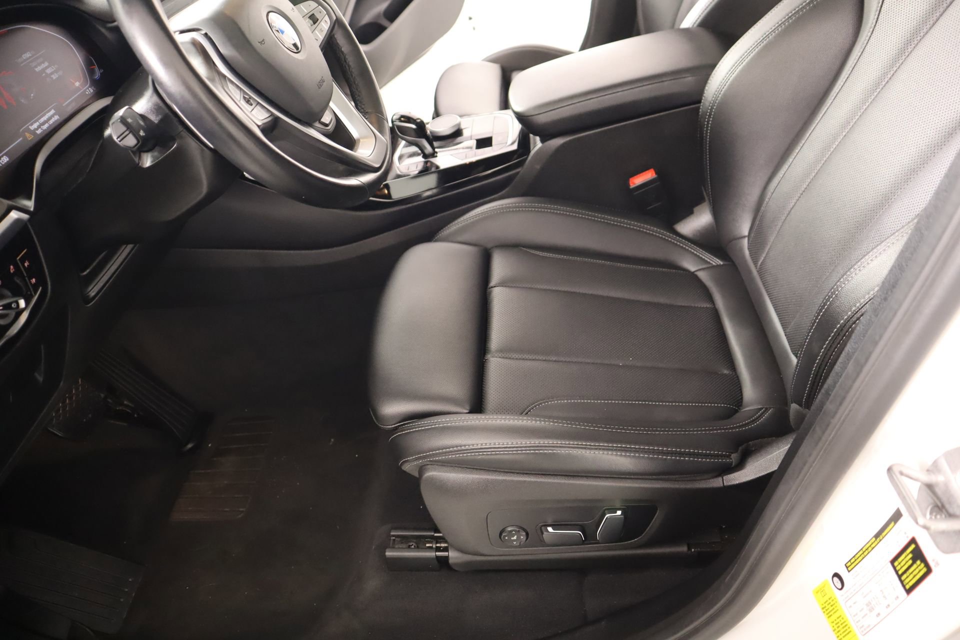 Used 2024 BMW X3 sDrive30i image 13