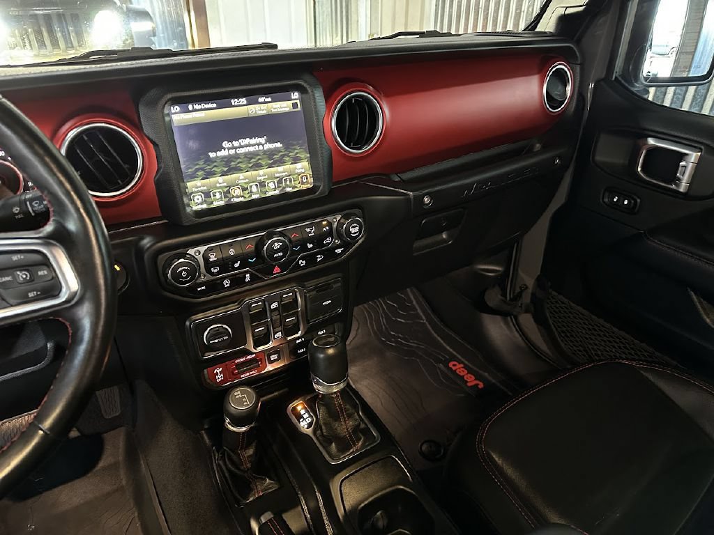 Used 2020 Jeep Wrangler Unlimited Rubicon w/ Advanced Safety Group AWD/4WD image 14