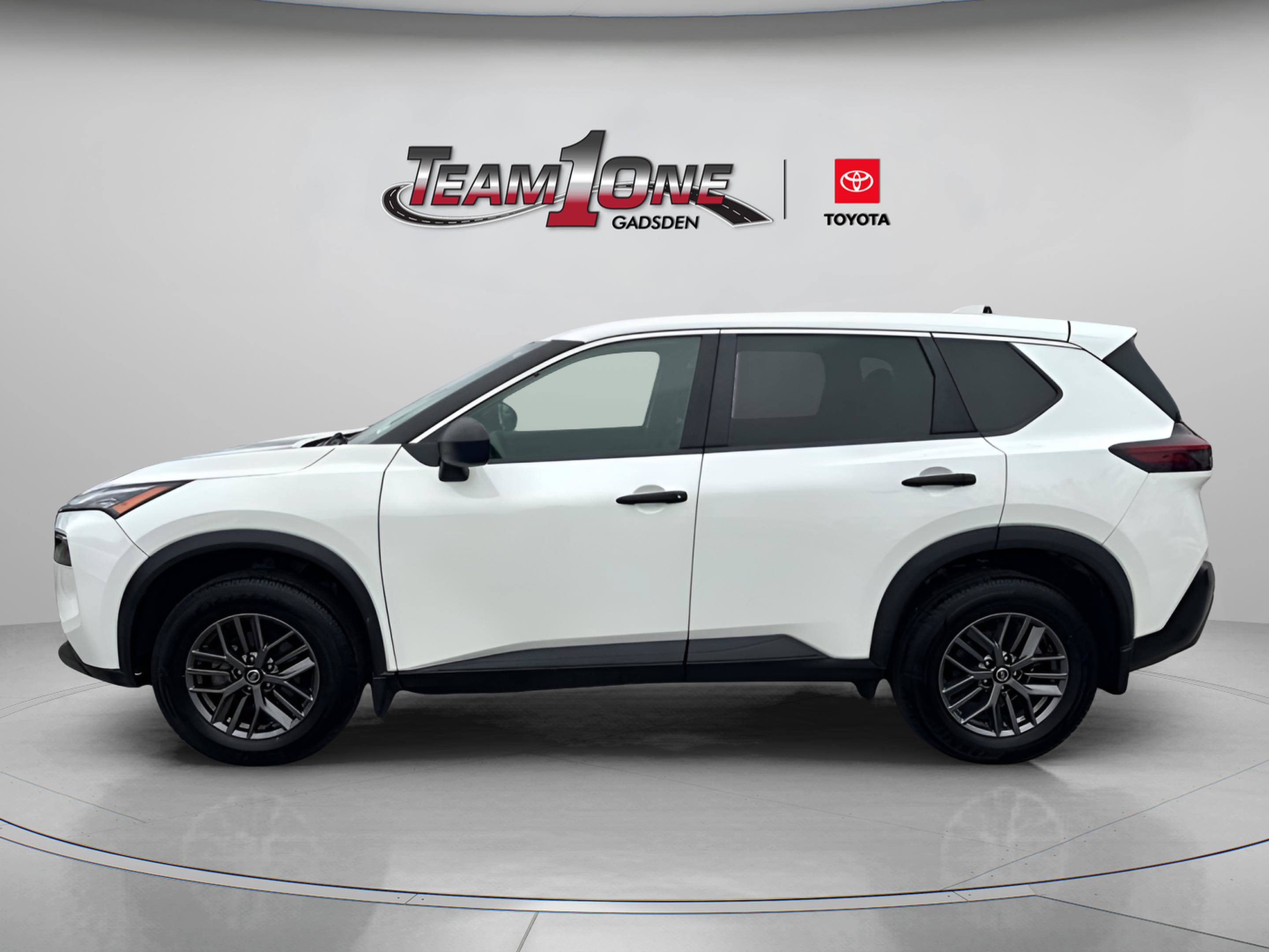 Used 2021 Nissan Rogue S image 5