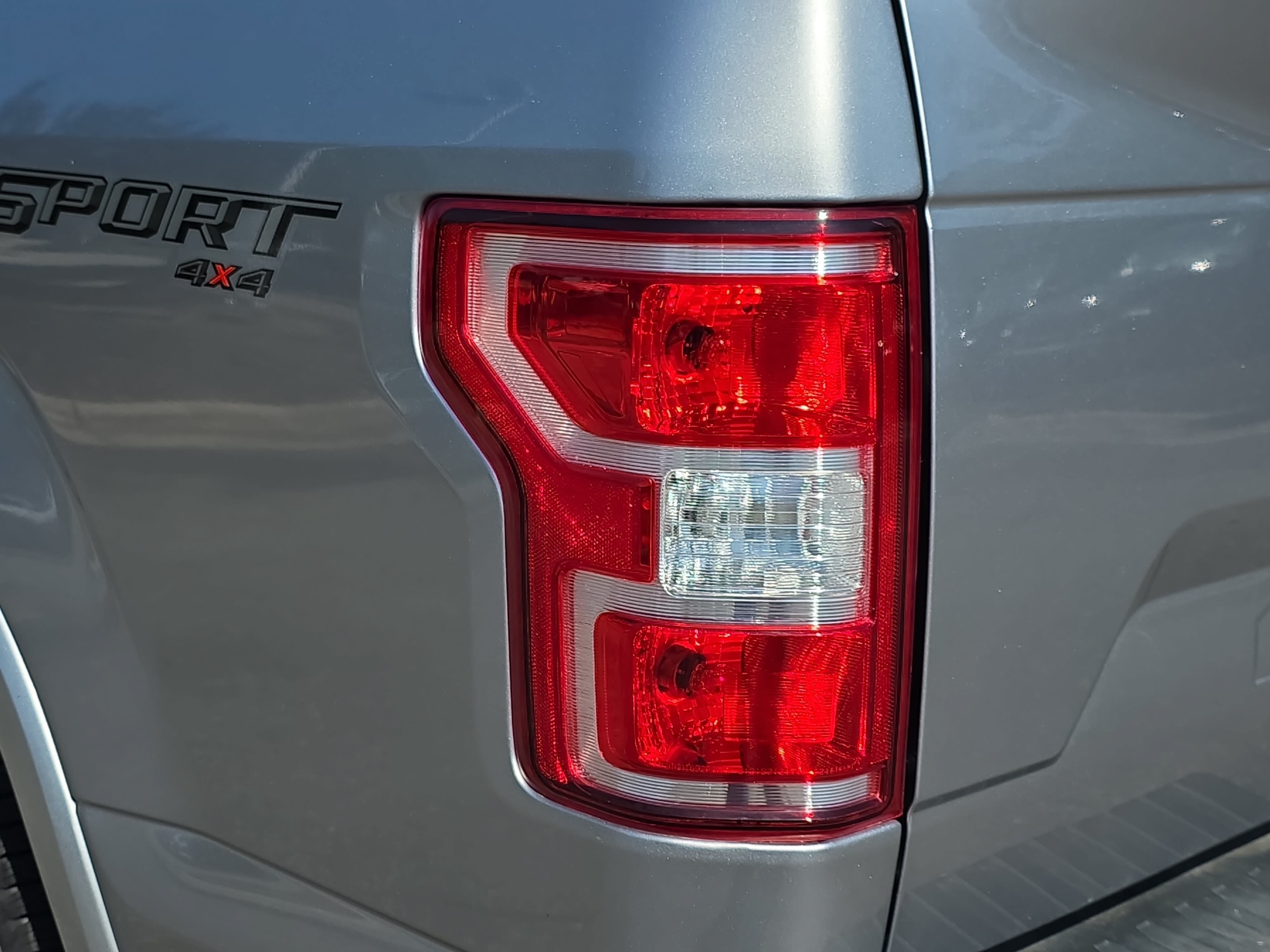 Used 2020 Ford F150 XLT w/ Equipment Group 302A Luxury AWD/4WD image 30