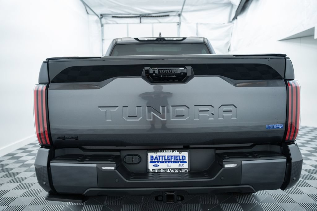 Used 2025 Toyota Tundra Platinum w/ TRD Off-Road Package AWD/4WD image 7