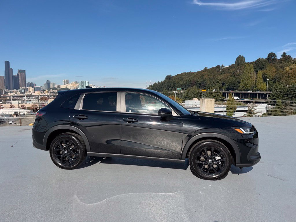 Certified 2024 Honda HR-V Sport image 3