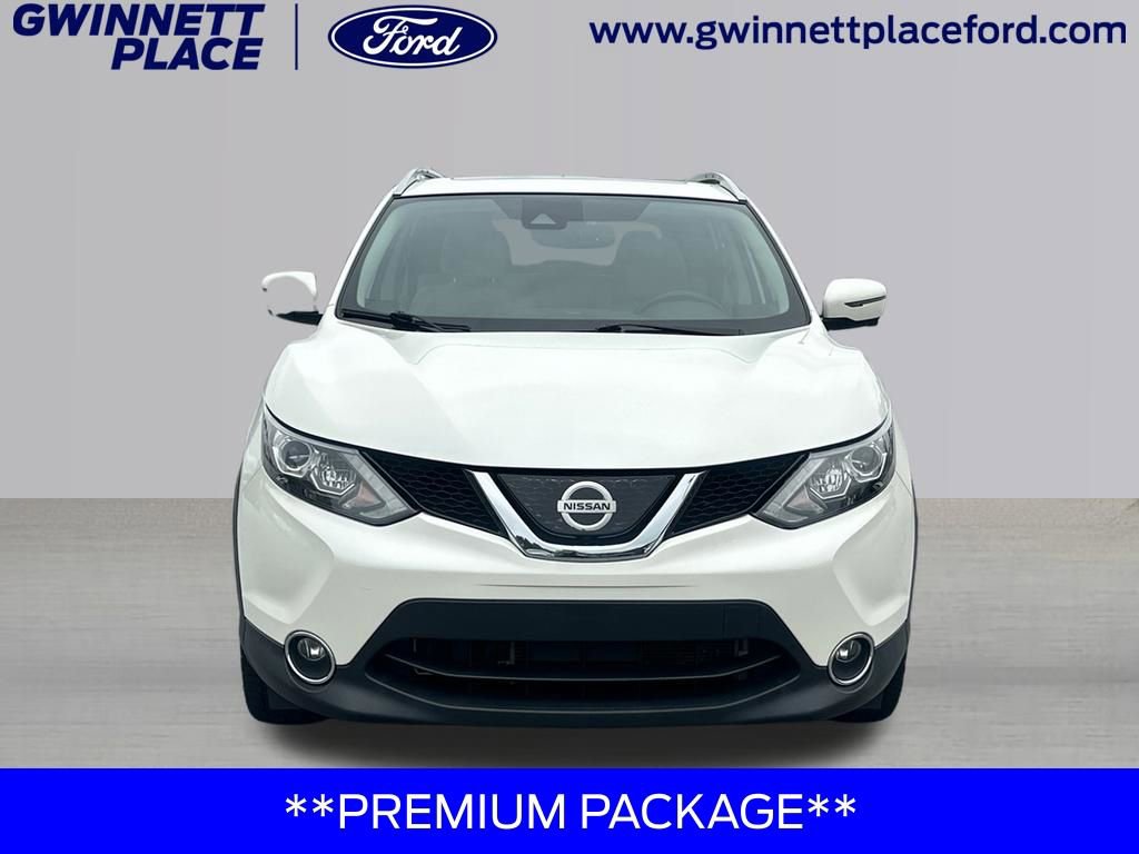 Used 2019 Nissan Rogue Sport SL w/ Premium Package FWD image 2