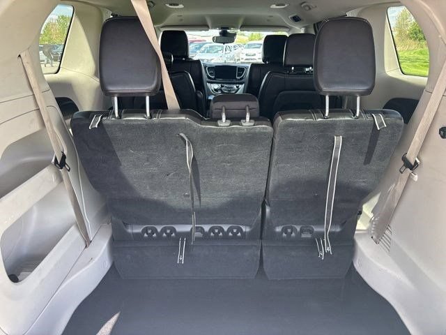 Used 2024 Chrysler Pacifica Touring-L FWD image 33