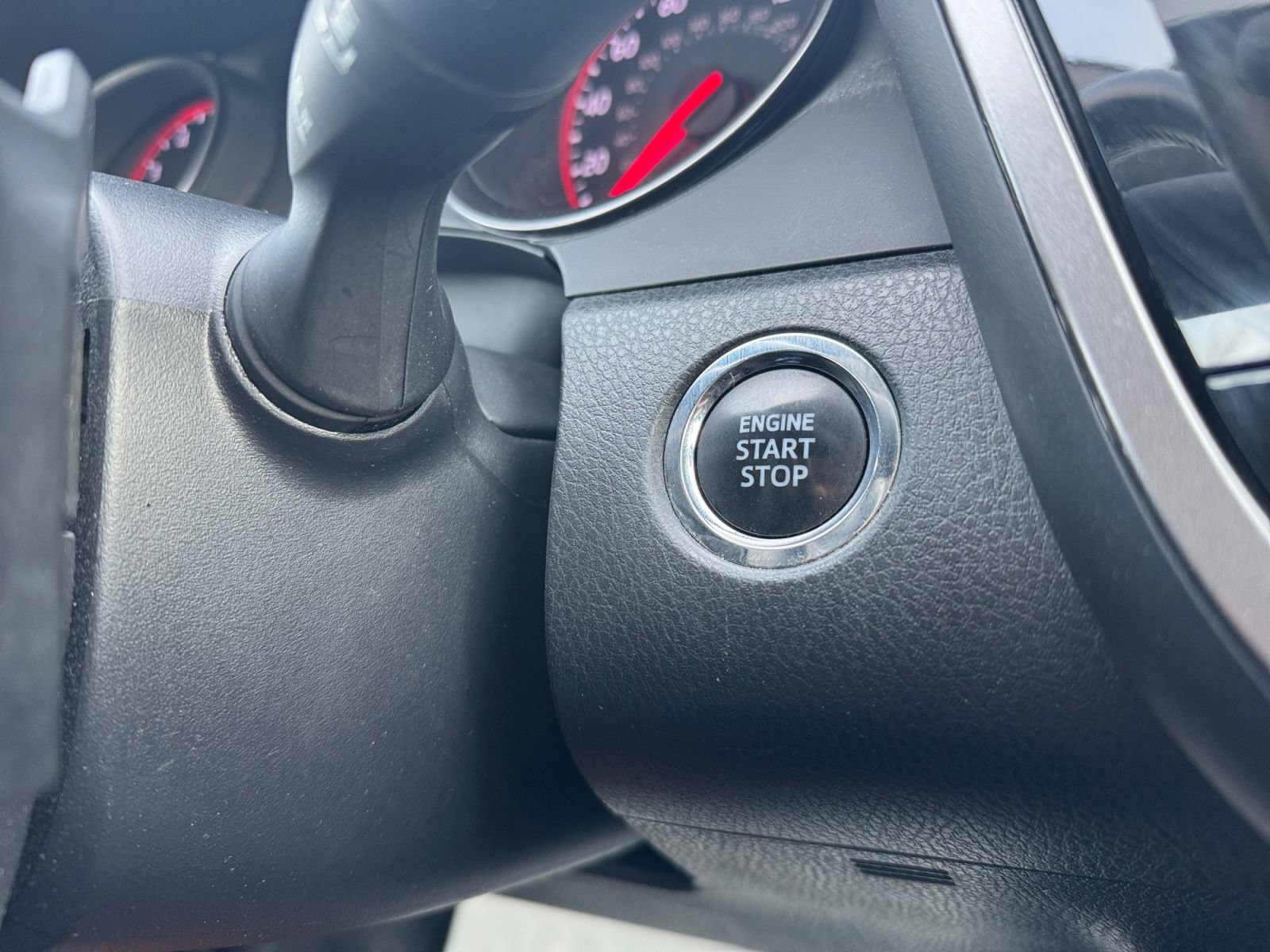 Used 2024 Toyota Camry XSE FWD image 6