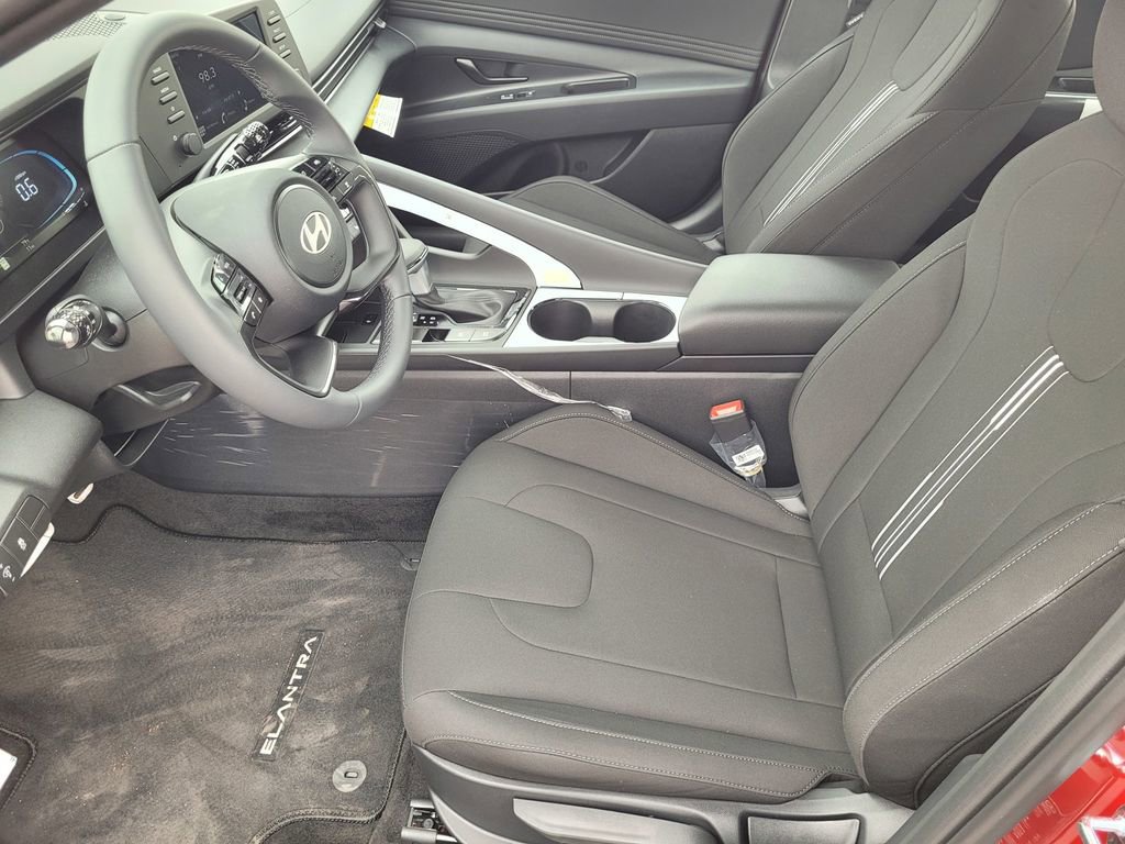 New 2026 Hyundai Elantra SEL Sport image 11