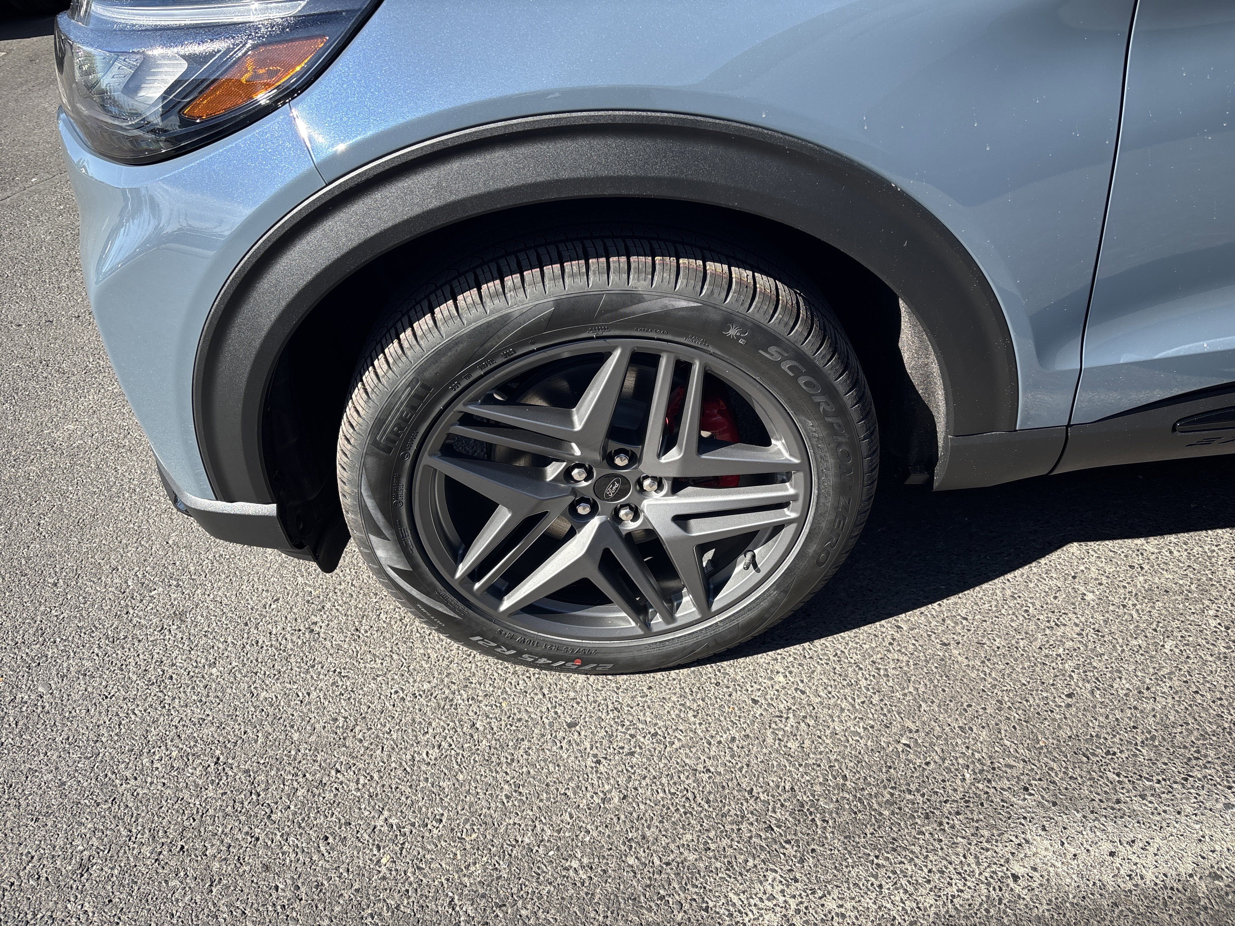 New 2025 Ford Explorer ST-Line image 11