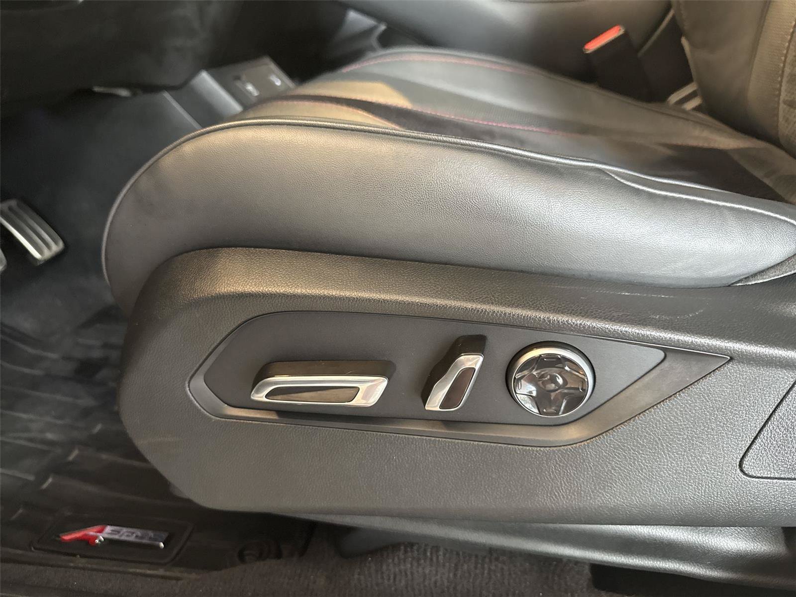 Used 2022 Acura RDX A-Spec AWD/4WD image 14