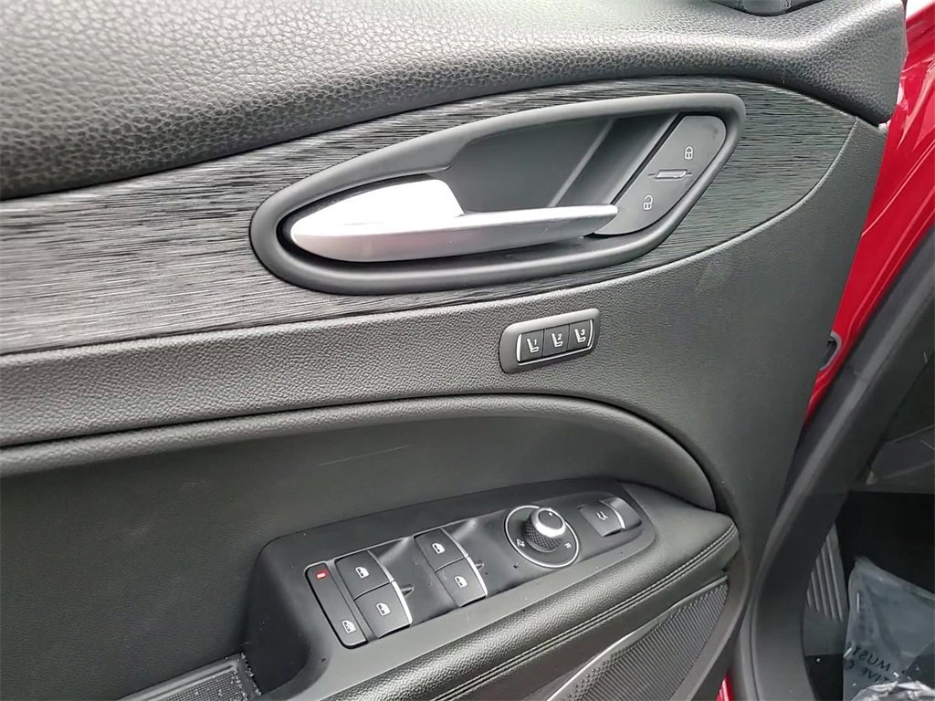 Used 2020 Alfa Romeo Stelvio Base w/ Cold Weather Package image 10