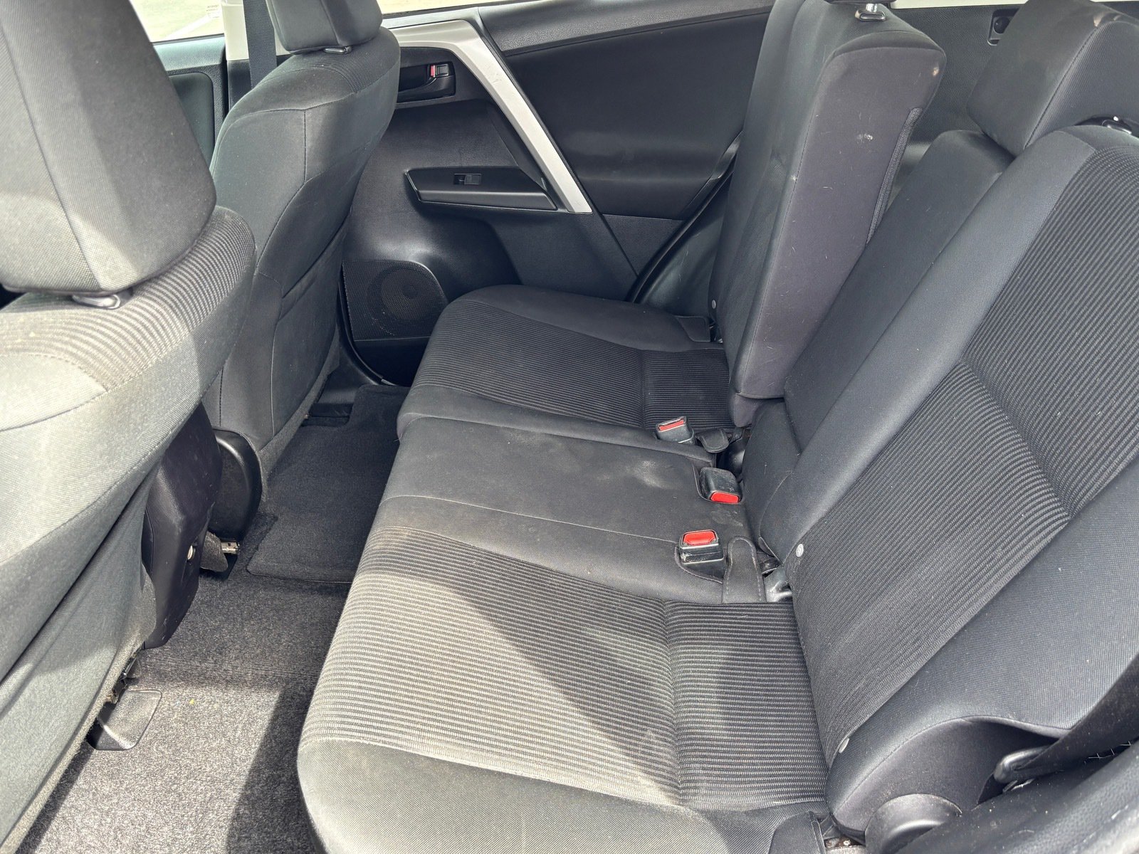 Used 2016 Toyota RAV4 LE AWD/4WD image 29