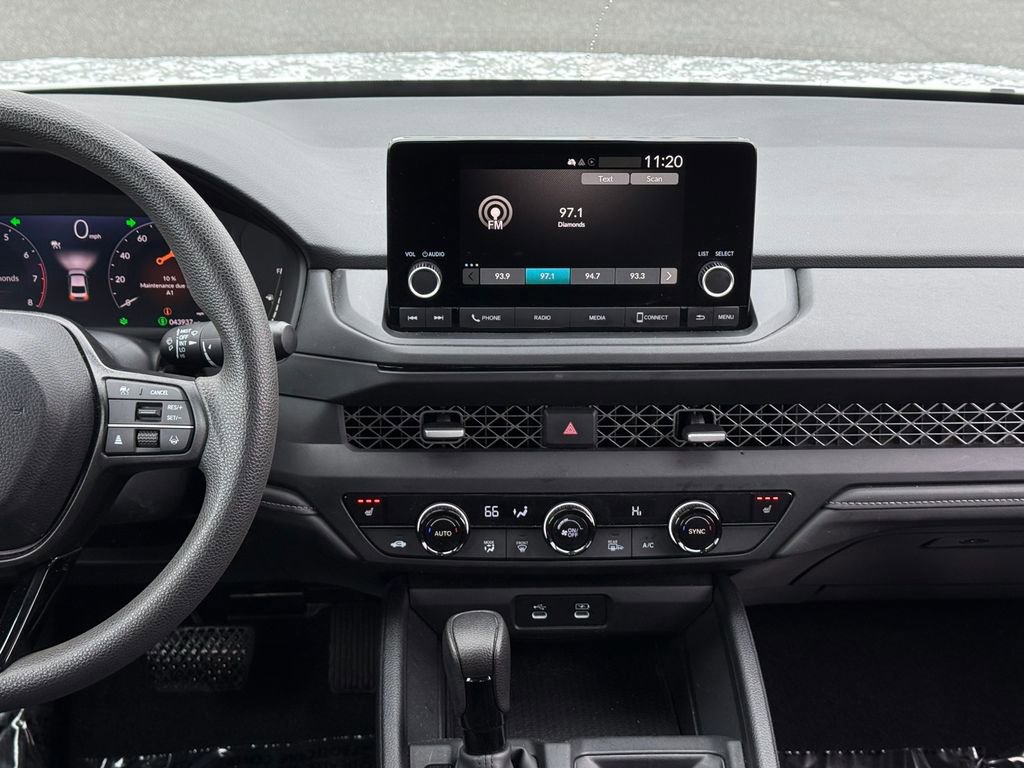 Used 2024 Honda Accord EX image 17