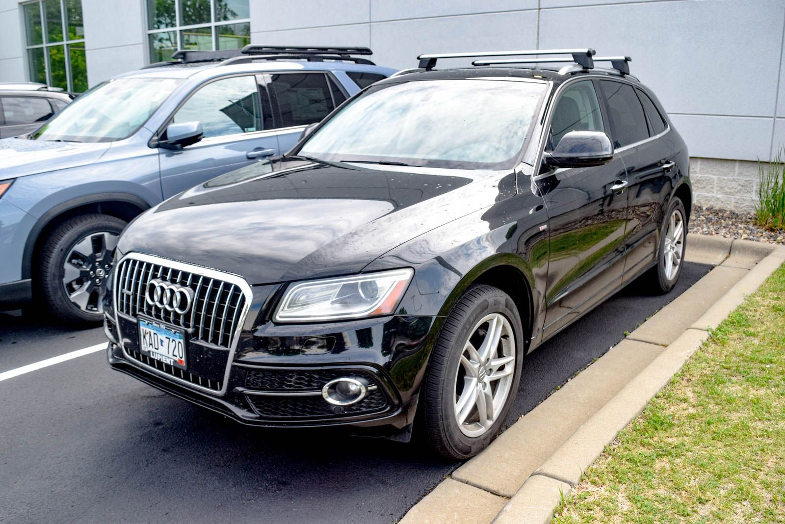 Used 2016 Audi Q5 3.0T Premium Plus w/ Technology Package AWD/4WD image 12