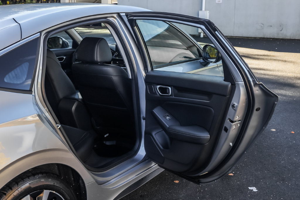 Used 2024 Honda Civic EX-L image 18