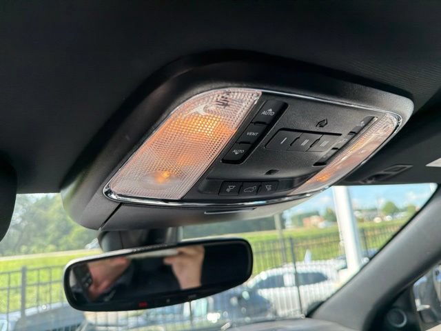 Used 2021 Jeep Grand Cherokee Overland AWD/4WD image 15
