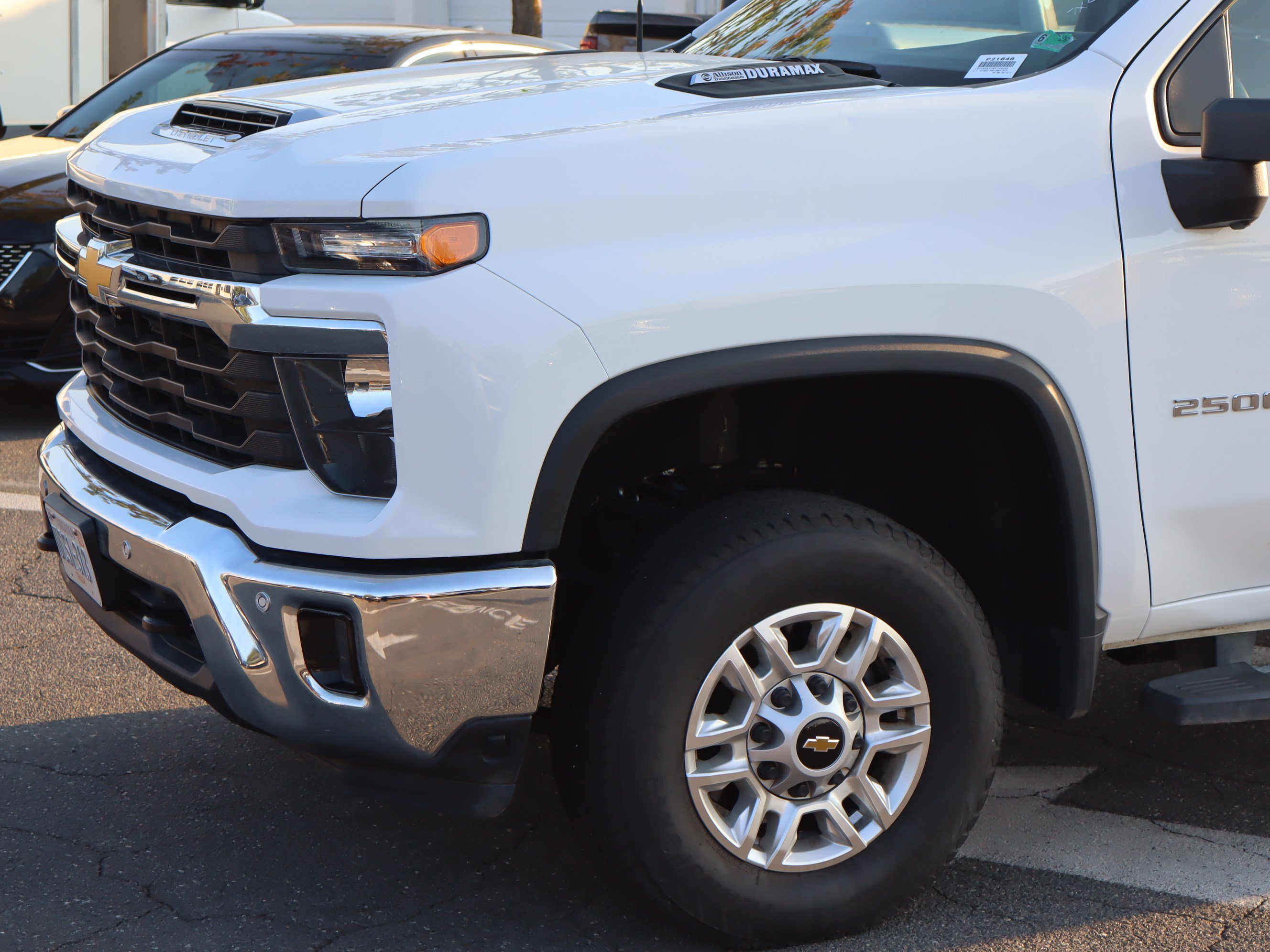 Used 2025 Chevrolet Silverado 2500 LT w/ Safety Package AWD/4WD image 7