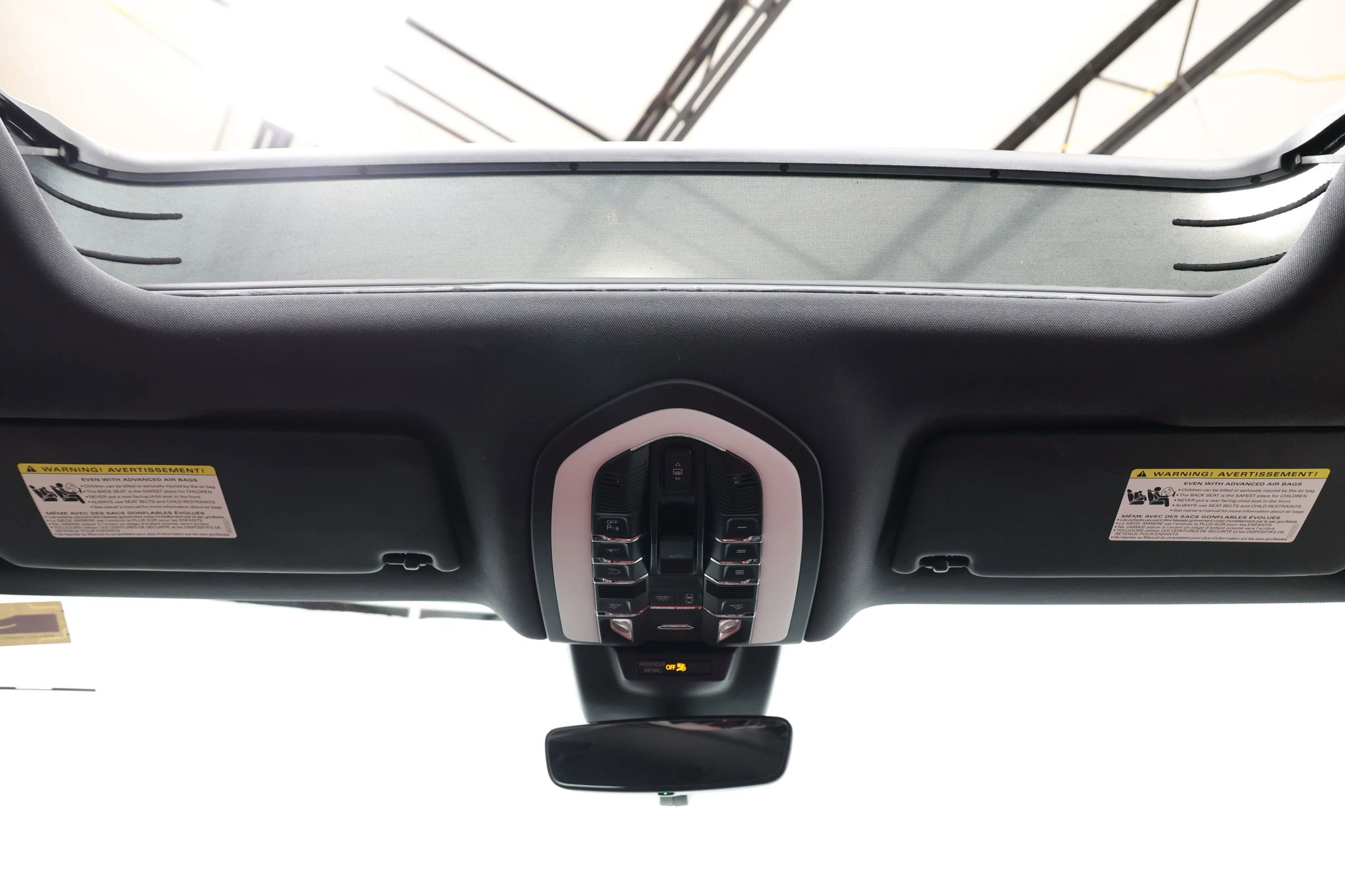 Used 2022 Porsche Macan image 41