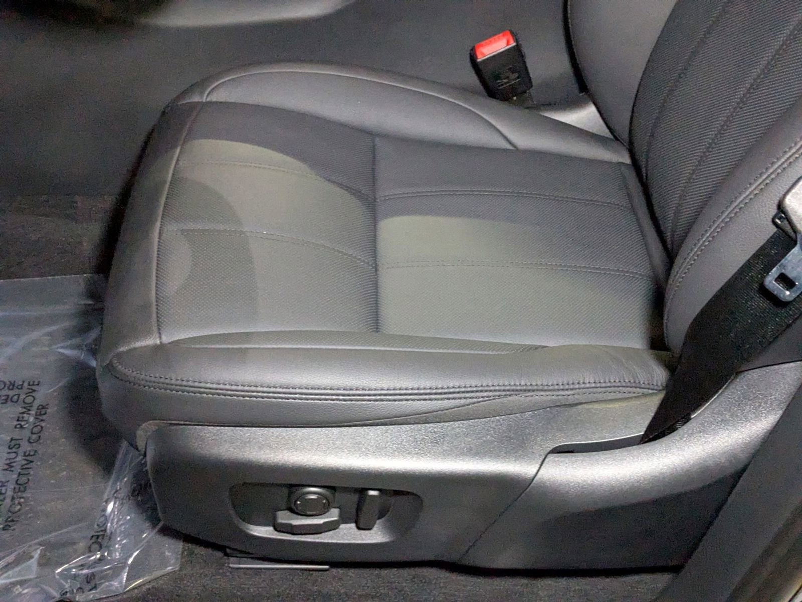 New 2026 Land Rover Range Rover Evoque S image 4