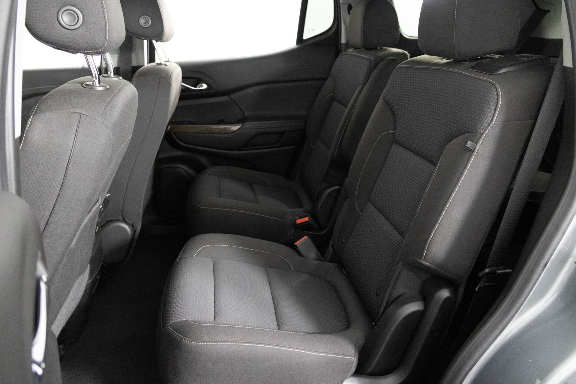 Certified 2023 GMC Acadia SLE w/ Driver Convenience Package image 35