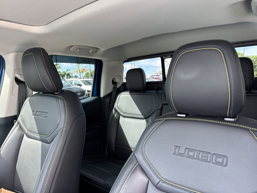 Used 2025 Ford Maverick Lobo image 42