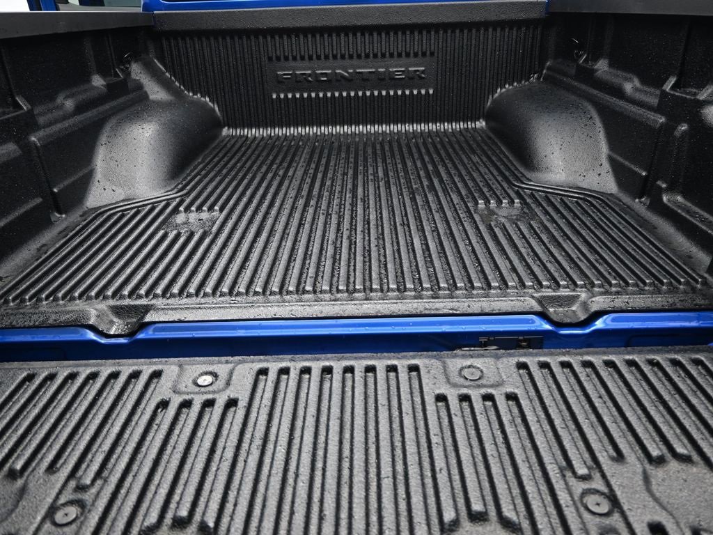 Used 2024 Nissan Frontier Pro-X w/ Technology Package image 11