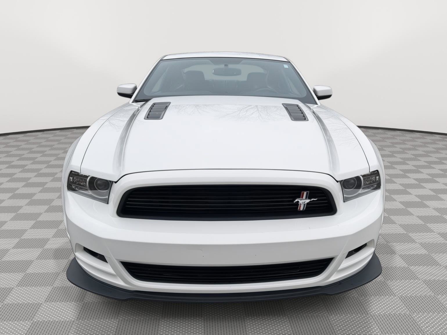 Used 2013 Ford Mustang GT Premium w/ Electronics Pkg image 2