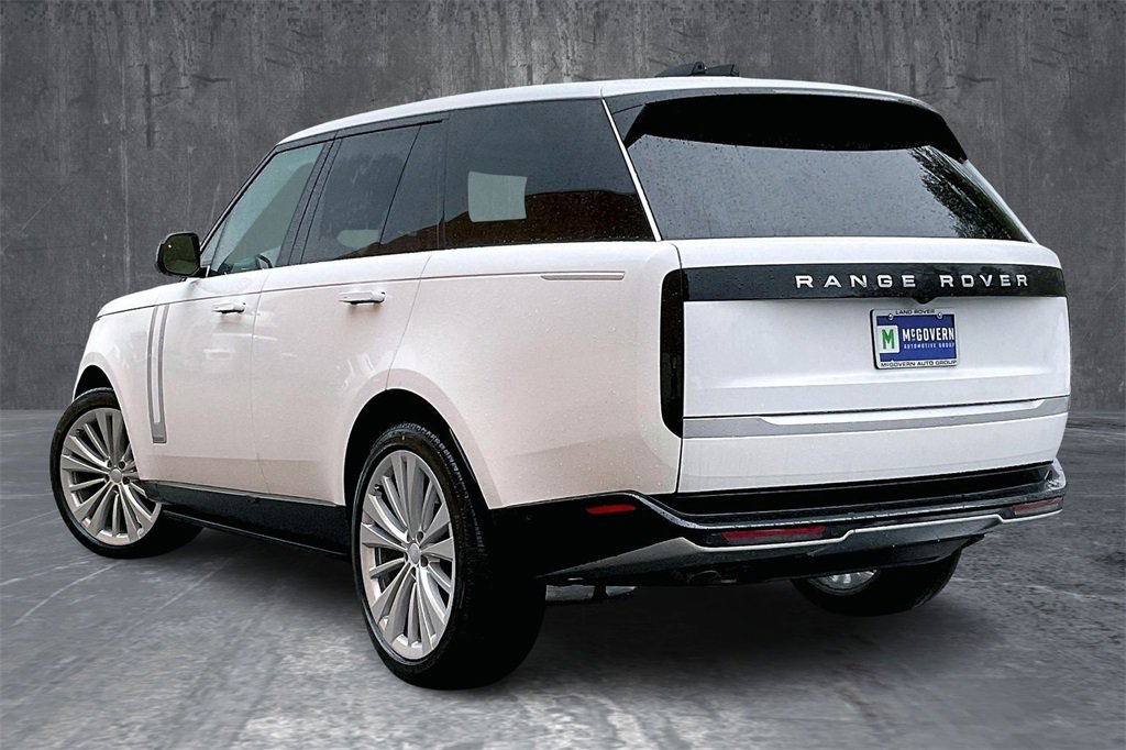 New 2025 Land Rover Range Rover Autobiography image 3
