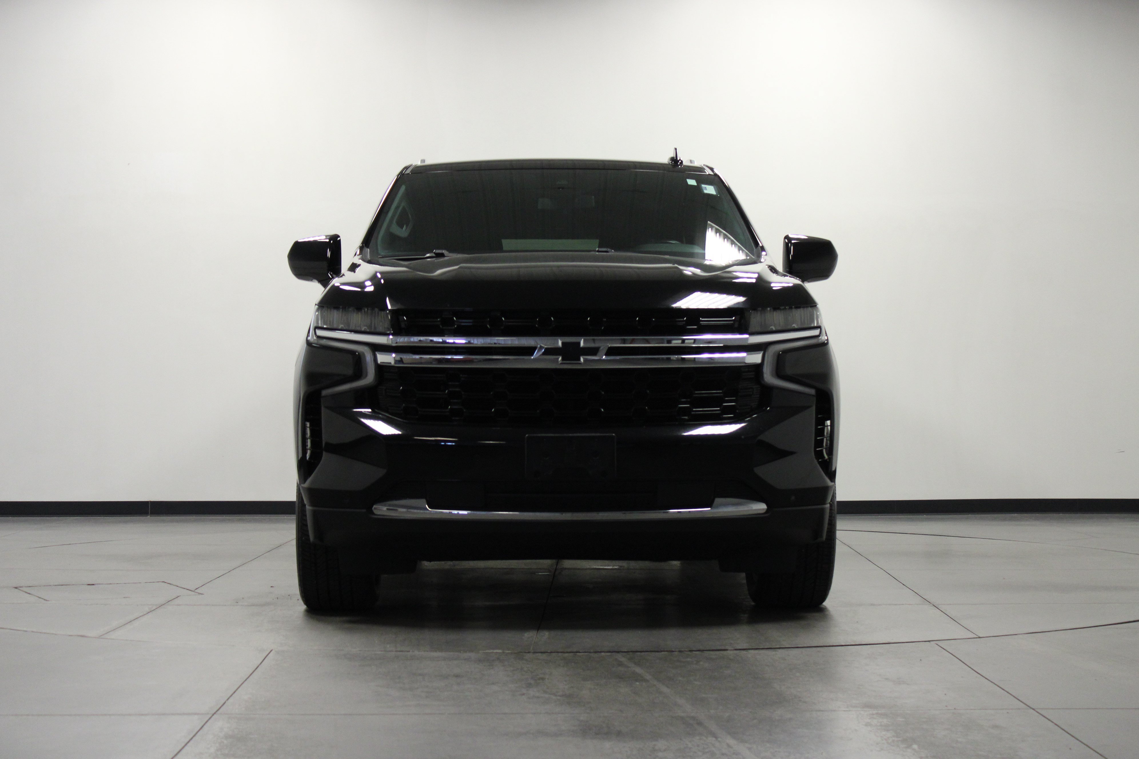 Used 2024 Chevrolet Suburban LS w/ Driver Alert Package AWD/4WD image 9