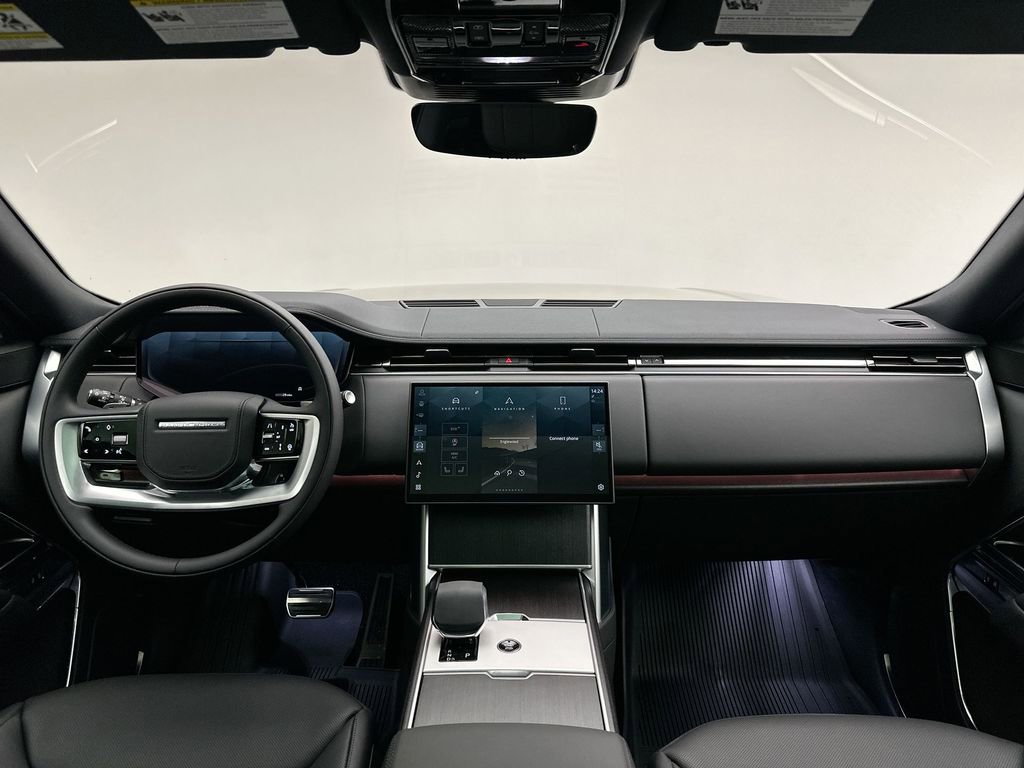 New 2026 Land Rover Range Rover SE image 16