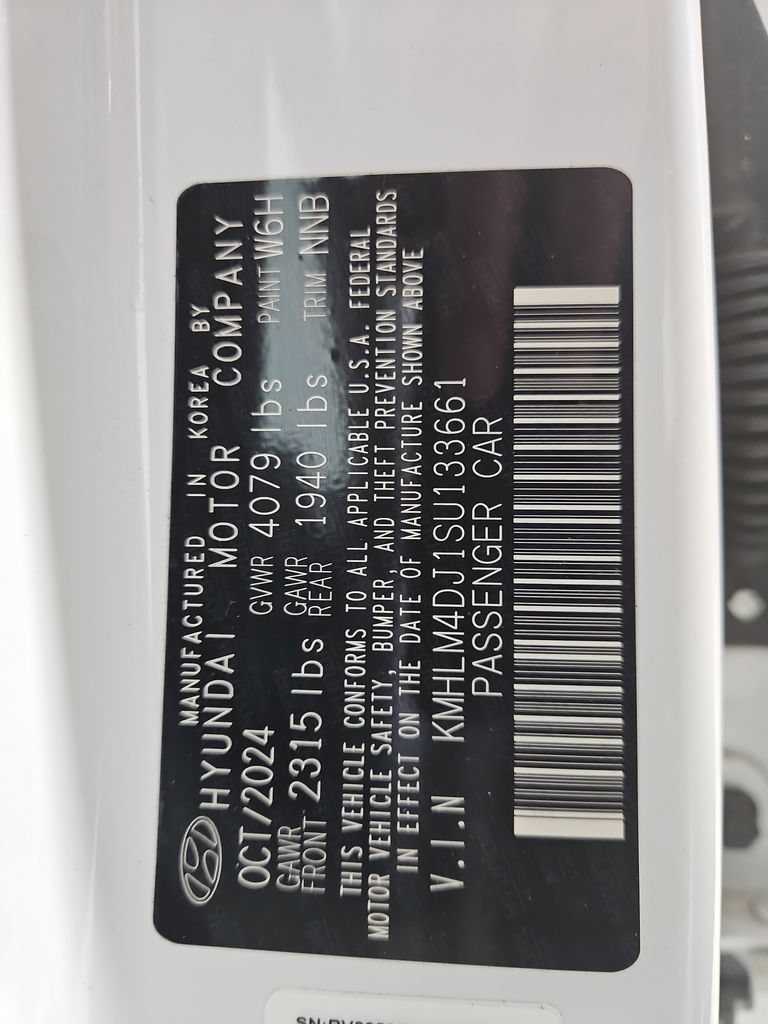 Certified 2025 Hyundai Elantra Hybrid FWD image 30