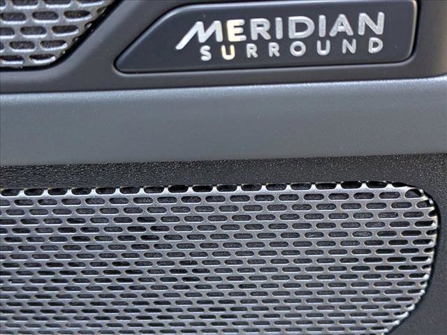 Certified 2024 Land Rover Defender 90 X-Dynamic SE image 18