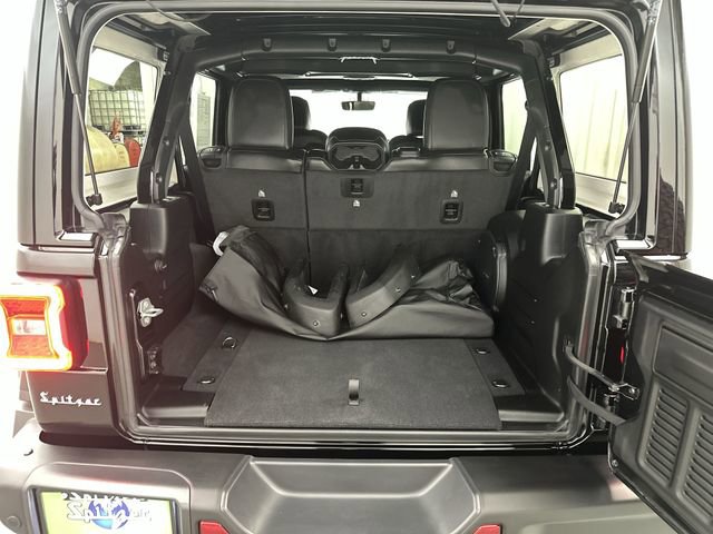 Used 2022 Jeep Wrangler Unlimited Rubicon w/ Steel Bumper Group AWD/4WD image 24