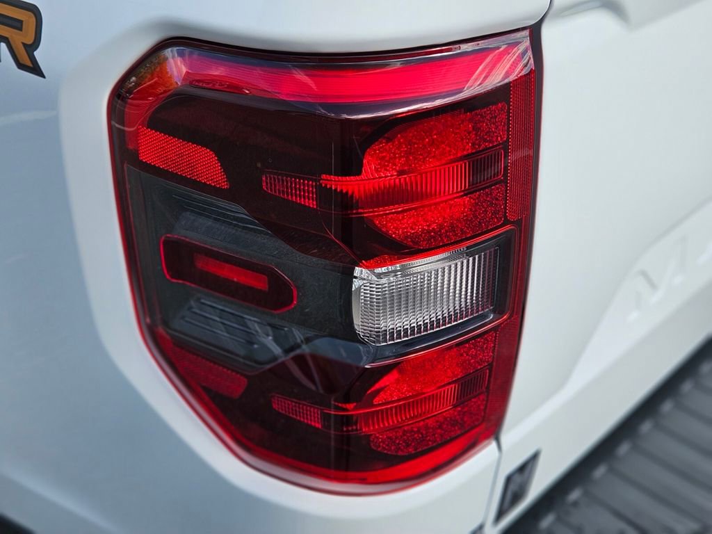 New 2025 Ford Maverick Tremor image 9