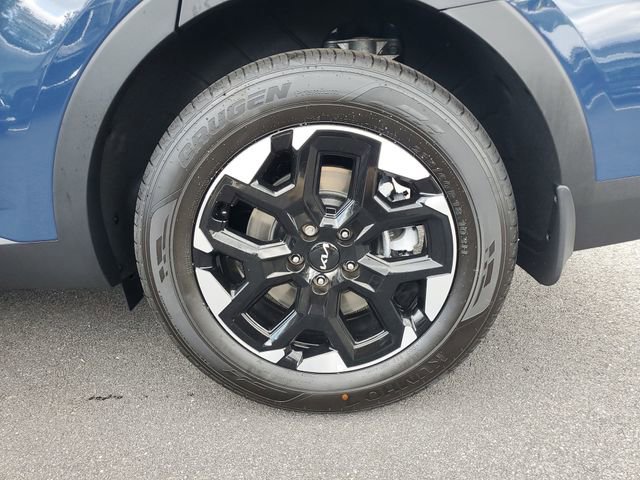 New 2026 Kia Sorento S FWD image 9