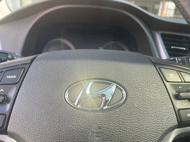 Used 2016 Hyundai Tucson Limited w/ Option Group 03 AWD/4WD image 23