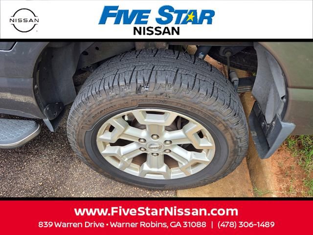 Used 2017 Nissan Titan SV RWD image 6