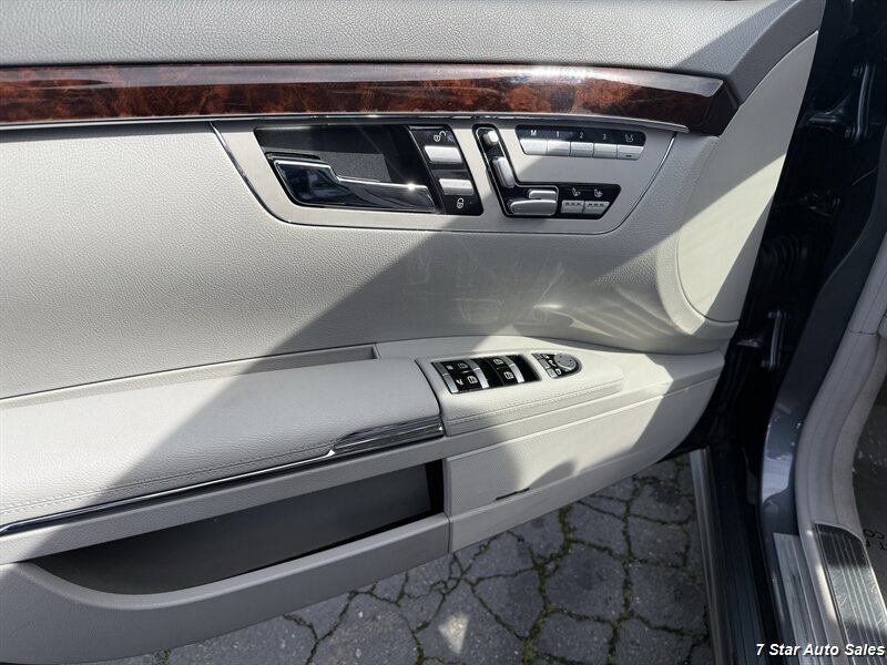 Used 2010 Mercedes-Benz S 550 image 8