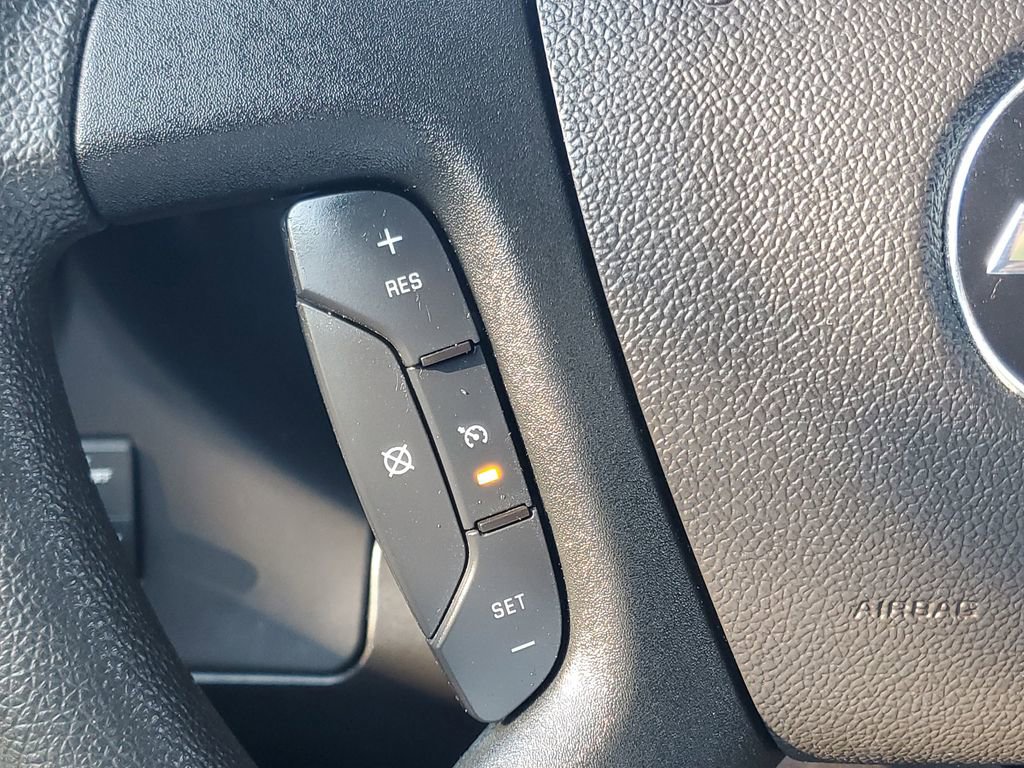 Used 2024 Chevrolet Express 2500 w/ Driver Convenience Package RWD image 18
